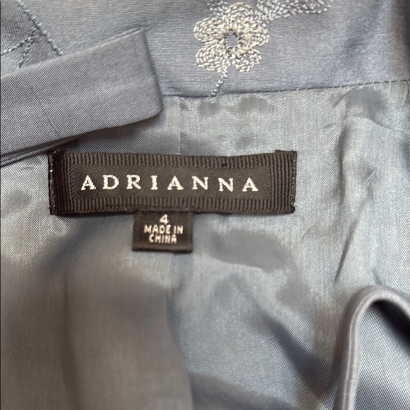 Evening Dress Embroidered Set - 2 piece - Picture 2 of 4